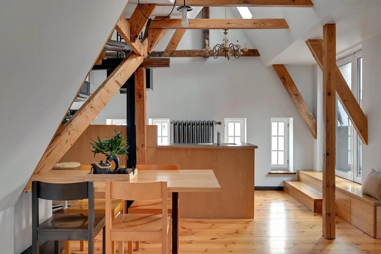 3-Level Apartment With A View Of St Mary'S Basilica By Downtown Apartments Danzica