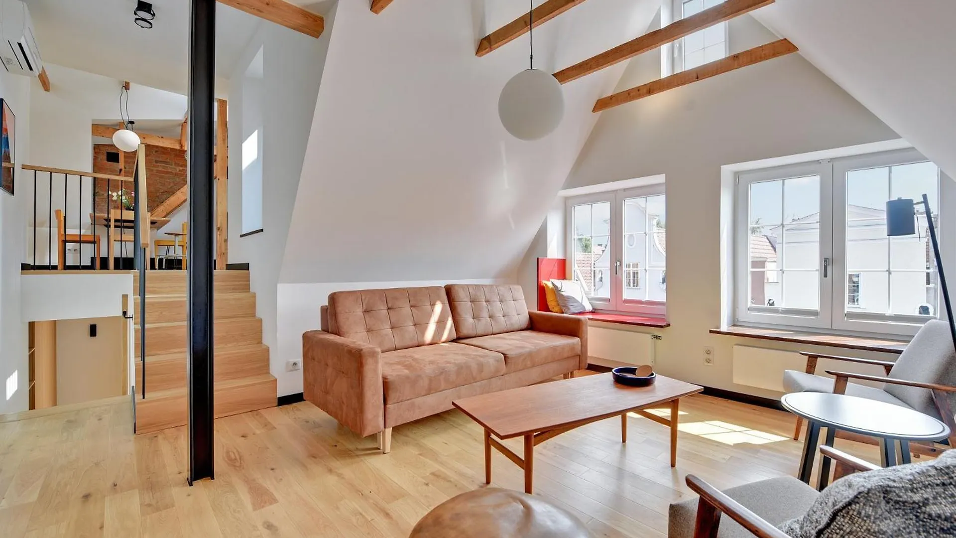 3-Level Apartment With A View Of St Mary'S Basilica By Downtown Apartments Danzica